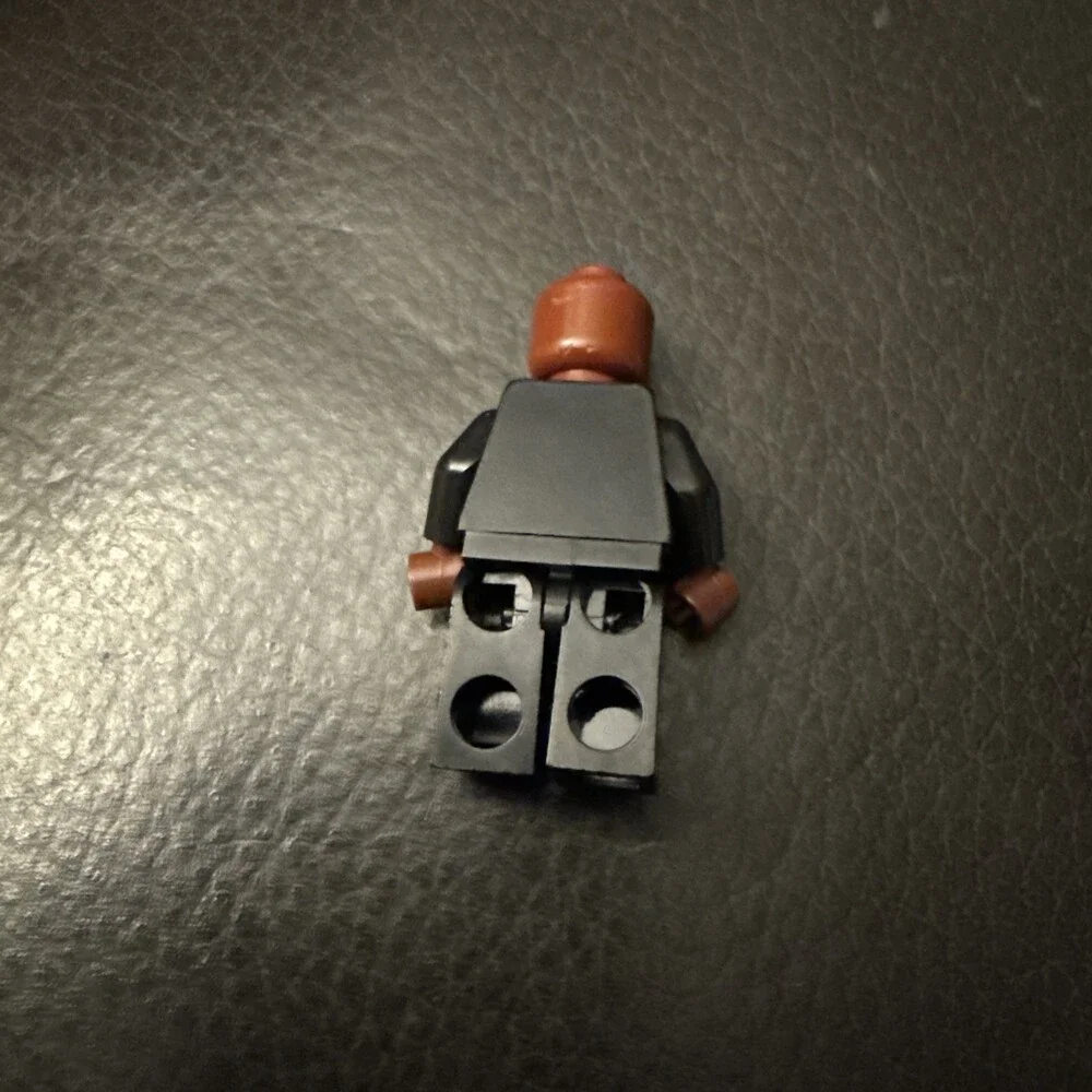 LEGO Nick Fury Marvel Super Heroes 76042 Minifigure SHIELD Helicarrier